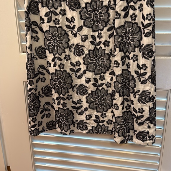 Karl Lagerfeld Dress - Picture 3 of 6